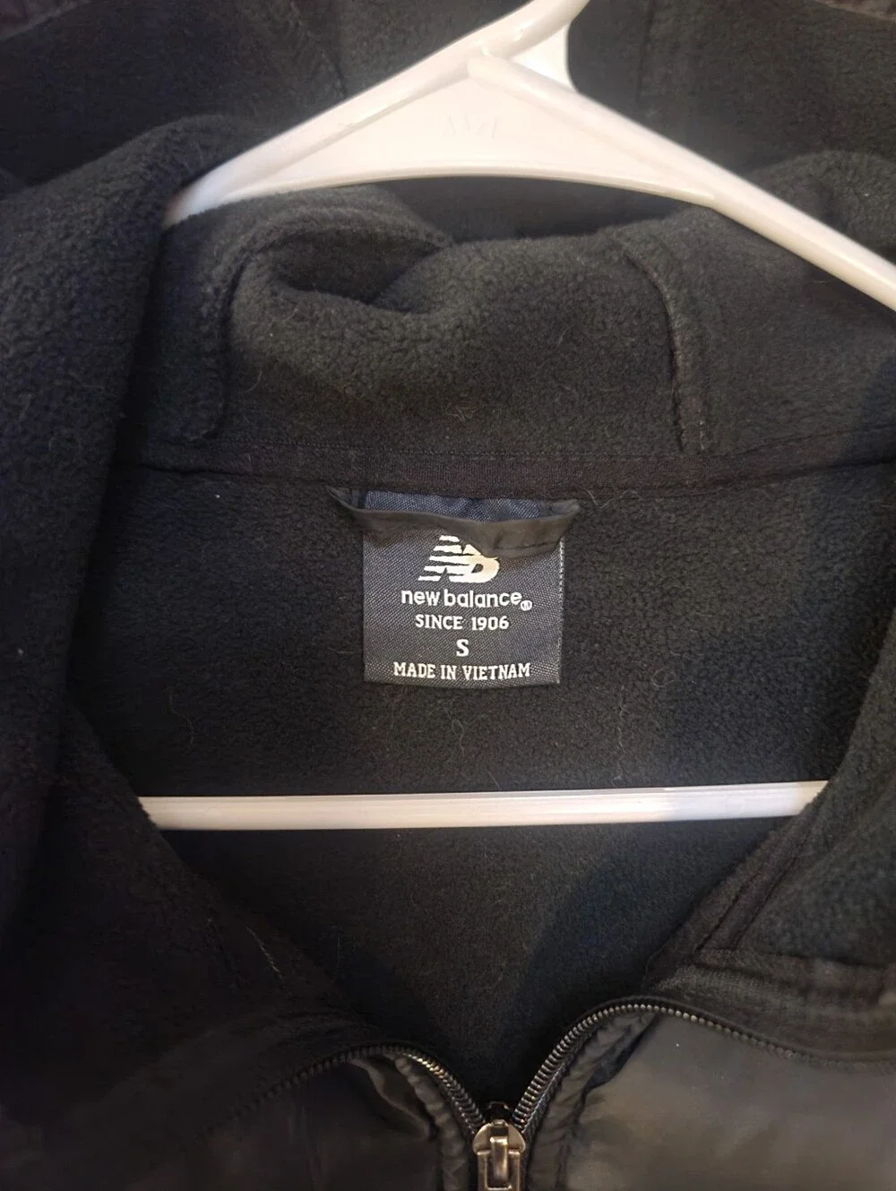 NWOT. MEN'S NEW BALANCE JACKET